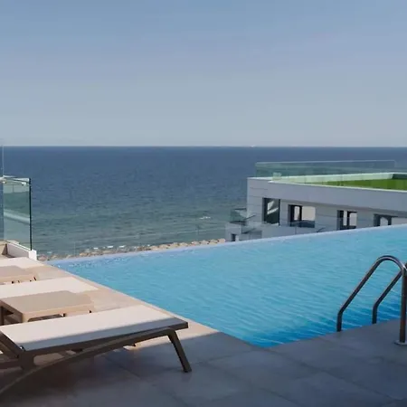 아파트 Infinity Elite Retreat Mamaia Nord *