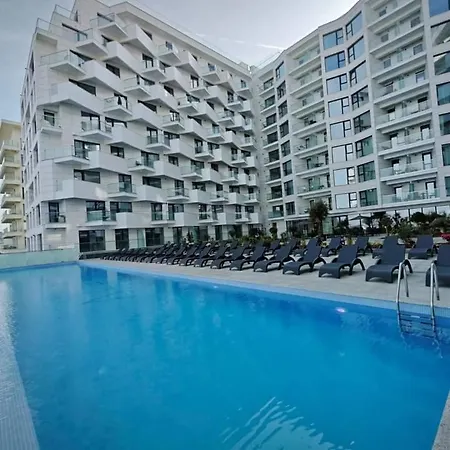 아파트 Infinity Elite Retreat Mamaia Nord *