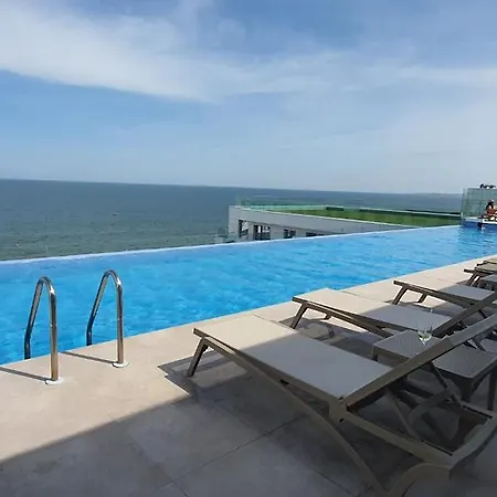 Infinity Elite Retreat Mamaia Nord Апартаменты
