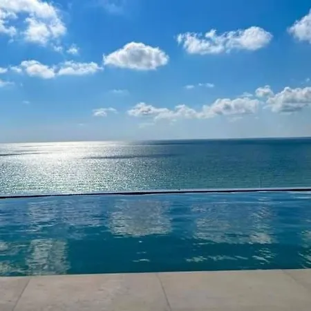 Infinity Elite Retreat Mamaia Nord