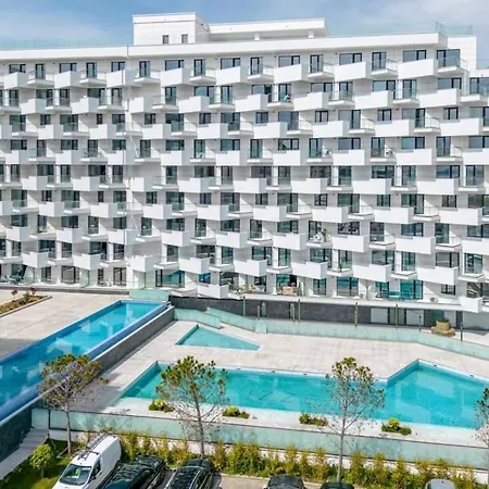 Infinity Elite Retreat Mamaia Nord *