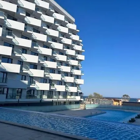 Infinity Elite Retreat Mamaia Nord